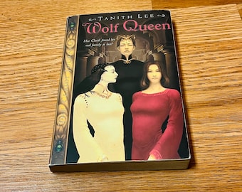 2002 Wolf Queen By Tanith Lee - Paper Back Fantasy Book #3 The Third Installment of the Claidi Journals.Free shipping! please read:)