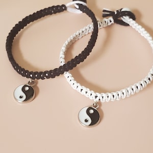 Custom Hemp Bracelet | Yin Yang Charm Pendant Thin Hemp Bracelet | Boho Hippie Style Macrame | Unisex | Handmade Hemp Jewelry