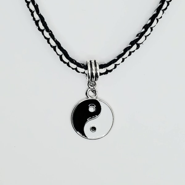 Yin Yang Necklace - Etsy