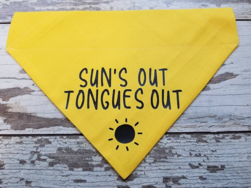 Yellow Dog Bandana, Sun's Out Tongues out, over the collar, slide…