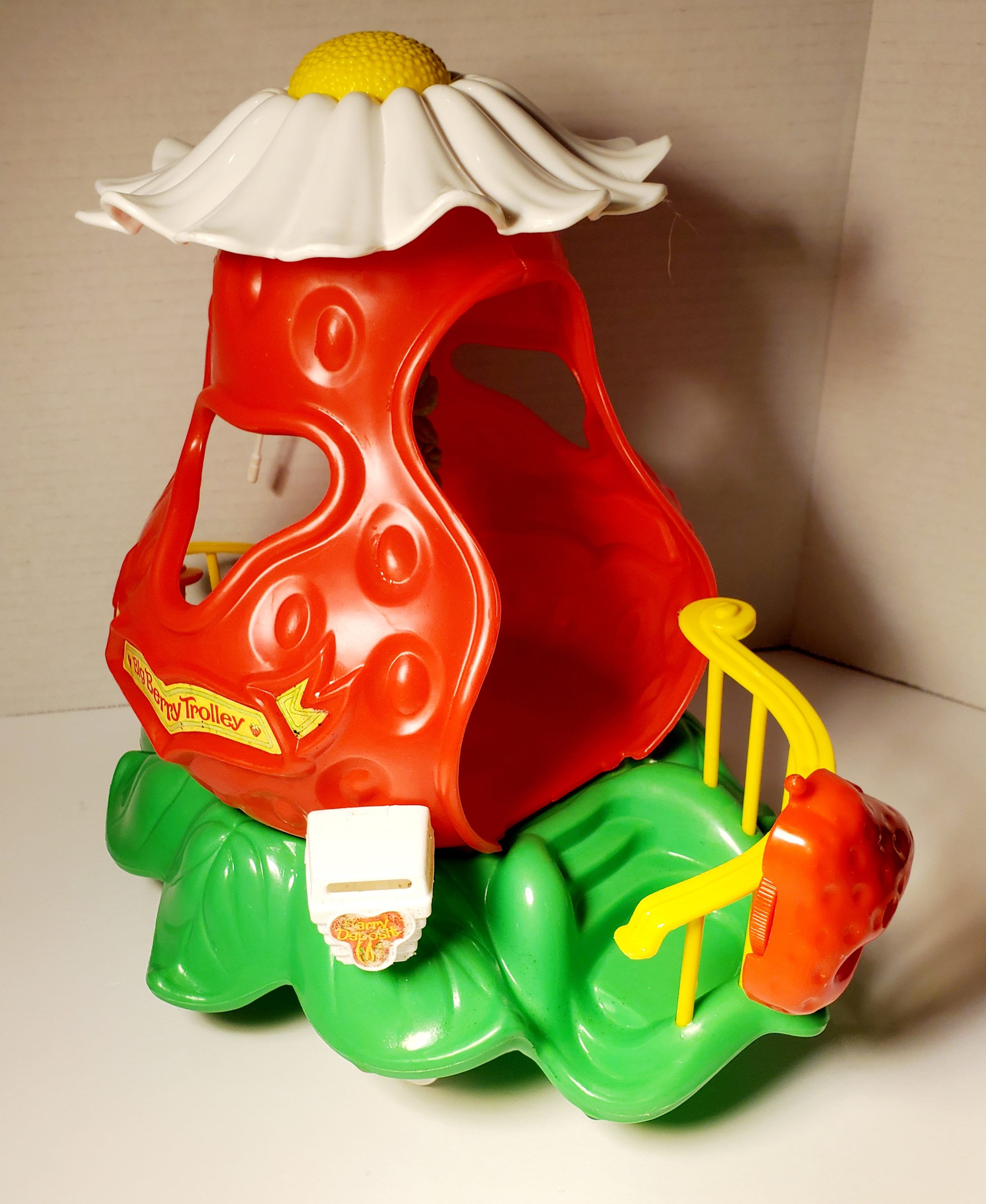Stror Berry Toy Vintage Strawberry Shortcake Big Berry Trolley Toy Vehicle 1982 - Etsy