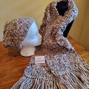 Knitted Scarf & Beanie Set