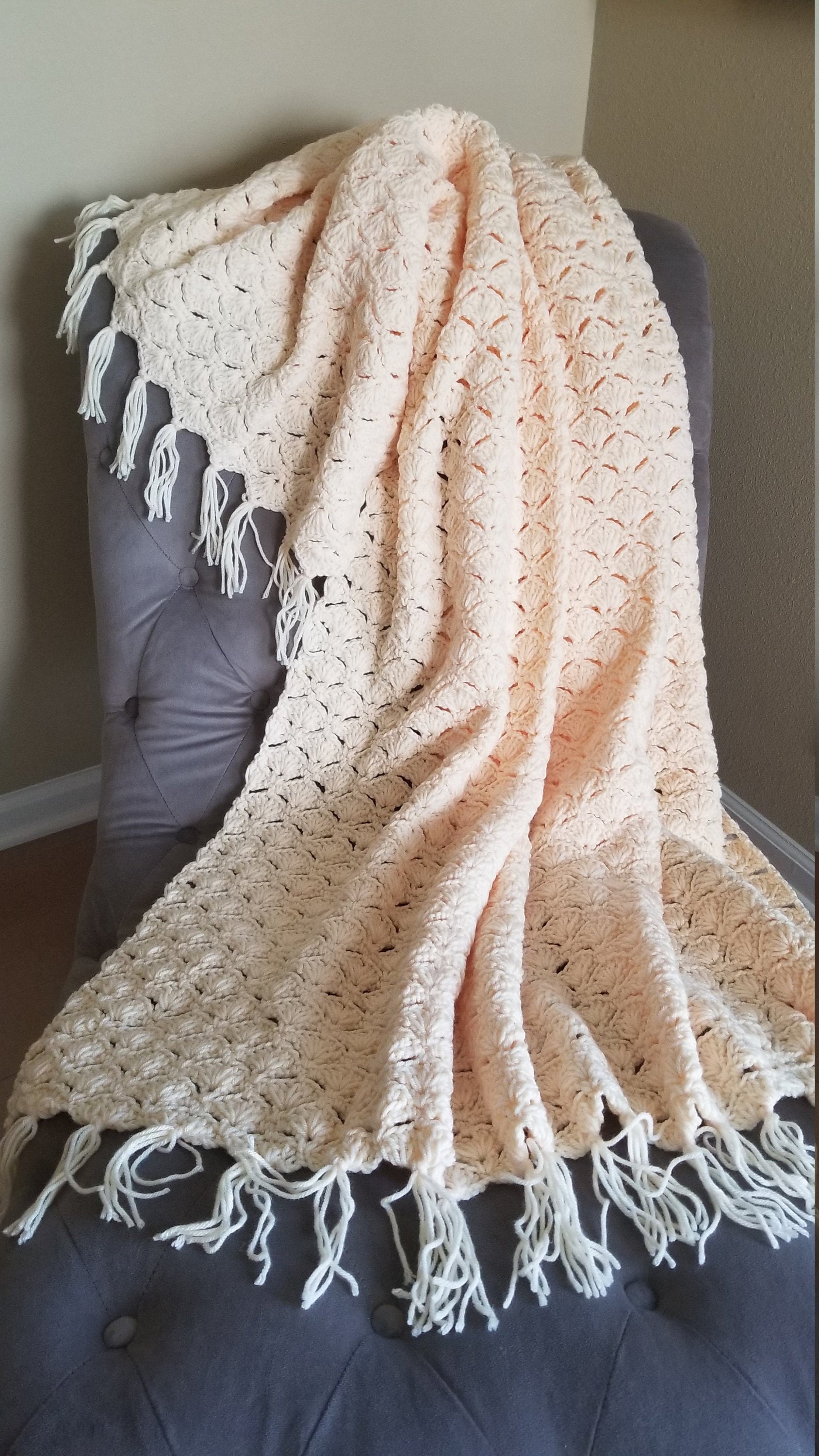 Charming Shell Stitch Afghan - Etsy