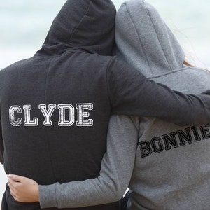 Bonnie, Clyde, passende Hoodies für Paare, Jubiläum Hoodies, personalisiertes Geschenk für Freund.