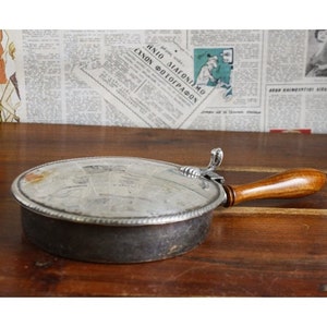 Vintage Silver Plated Crumb Catcher With Wooden Handle, Round Silent Butler With Wooden Handle