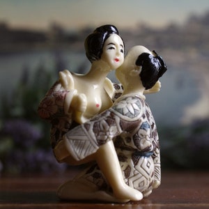 Japanese Style Shunga Sculpture DollJ即日発送used