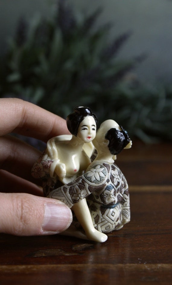 工芸品 Japanese Style Shunga Sculpture Doll Japanese Style Shunga Sculpture Doll