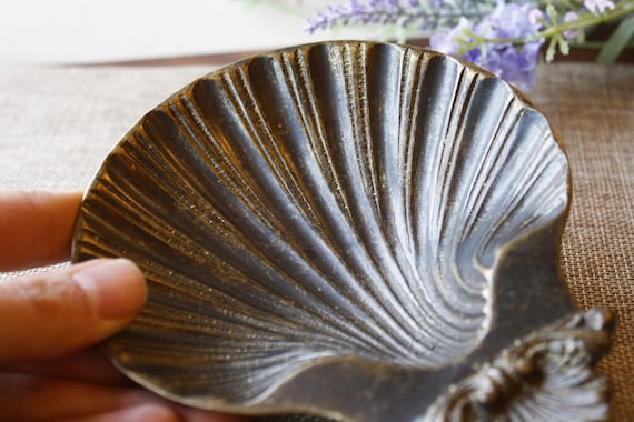 美しい真鍮のシェル型灰皿、ヴィンテージブロンズシェルボウル、貝の