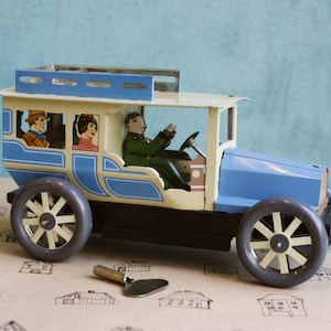 Wind -Up Toys, Vintage Tin Toy Car, Wind Up Car, Classic Car Figurine, Car Miniature, Antique Tin Toy, 1970's Toy, Antique Toy Collector