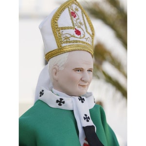 Porcelain Doll Of Pope John Paul II, Pope John Paul II Figurine, High Quality Porcelain Doll, Porcelain Doll Collection, Porcelain Figurine