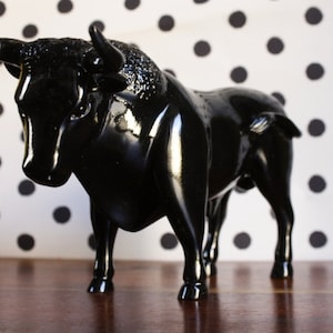 Black Bull Figurine, Year Of The Ox , Black Taurus Figurine, Toro Negro, Black Ox, Bull Sculpture,  Ox Figurine, Taurus Figurine, Taurus