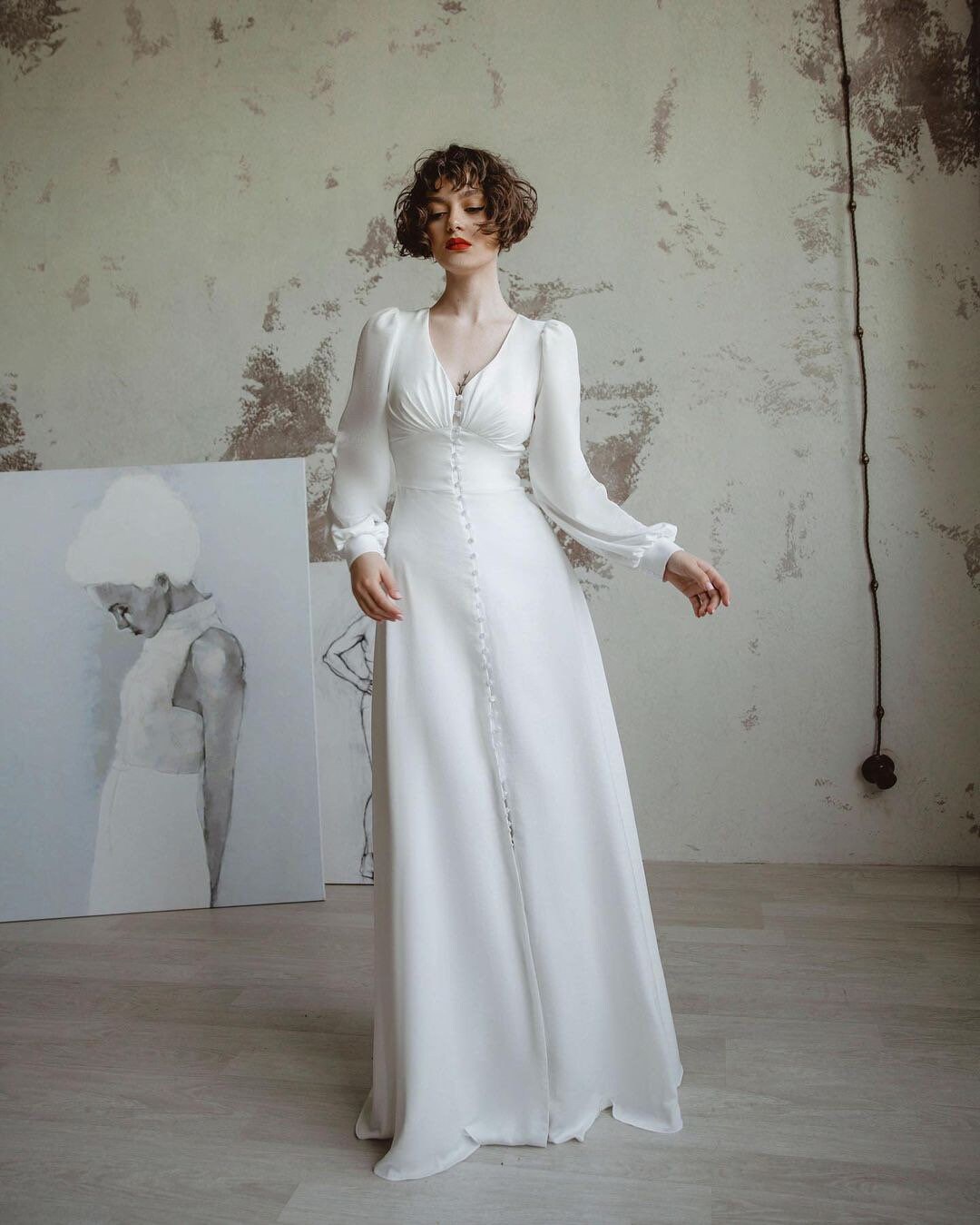 V-neck Crepe Wedding Gown, Full A-line Bridal Dress With Open V-back and  Long Sleeves, Long Sleeve Bridal Simple Wedding Dress Amanda 