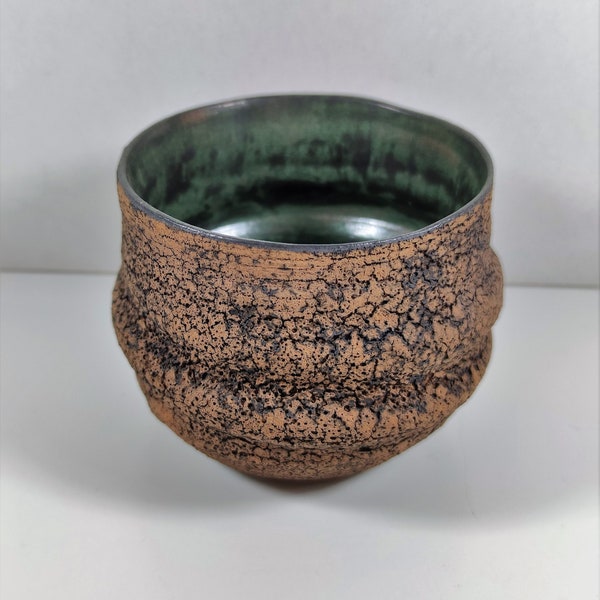 Small cachepot, handmade ceramic. Plant pot. Italian ceramic. Artistic ceramics series | Cork lands