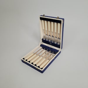 Antique 12 pcs English fish flatware or cutlery in blue box, marked Joseph Elliot & Sons, Sheffield