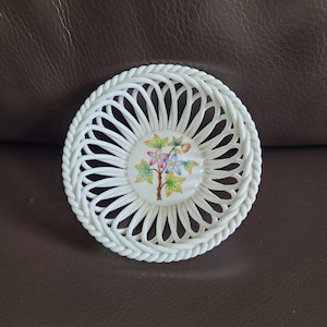 Vintage porcelain woven basket or bowl, hand painted with flowers and leaves, marked Herend 7372 VBO, Queen Victoria