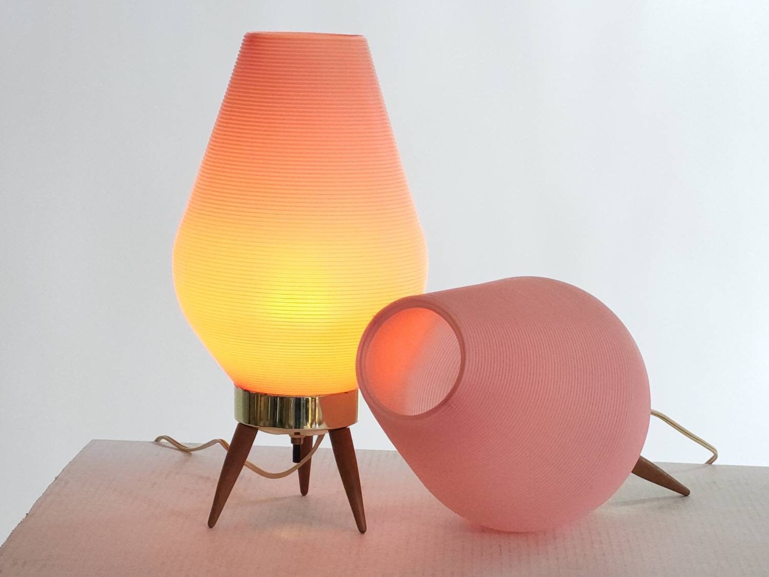 1970 2 VINTAGE TABLE LAMPS Etsy Canada