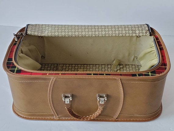 Valise Vintage 60s/70s – Bagage à Main Rigide – Cuir Ou Simili? – Époque Rétro