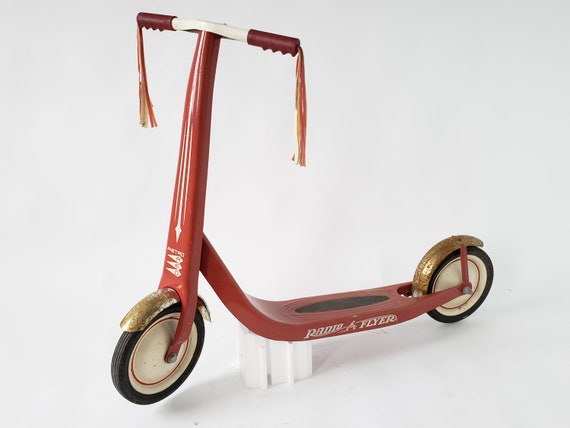 retro red radio flyer tricycle