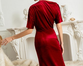 Ruby Red Satin Short Sleeves Slit Christmas Party Dress - VQ