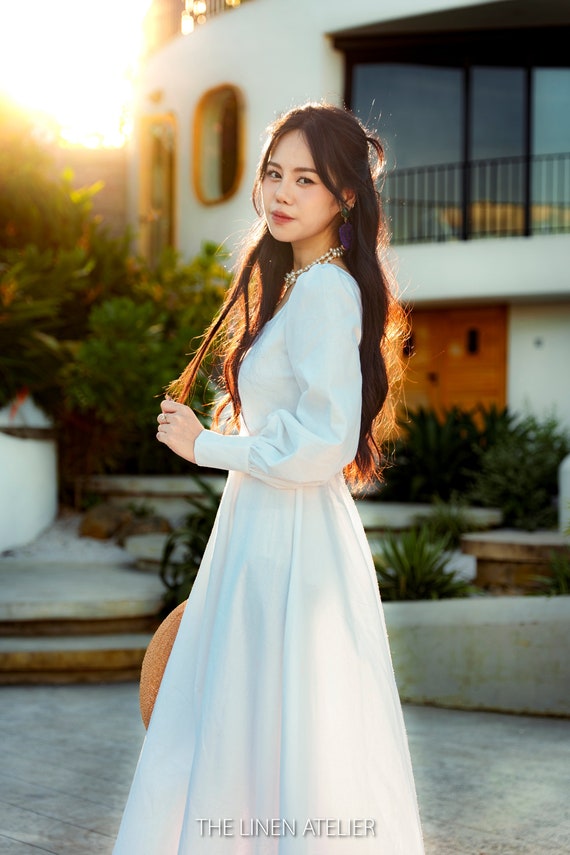Buy Nina Linen Wedding Dress | Minimal Cottage-core Bridal Gown Online in  India - Etsy
