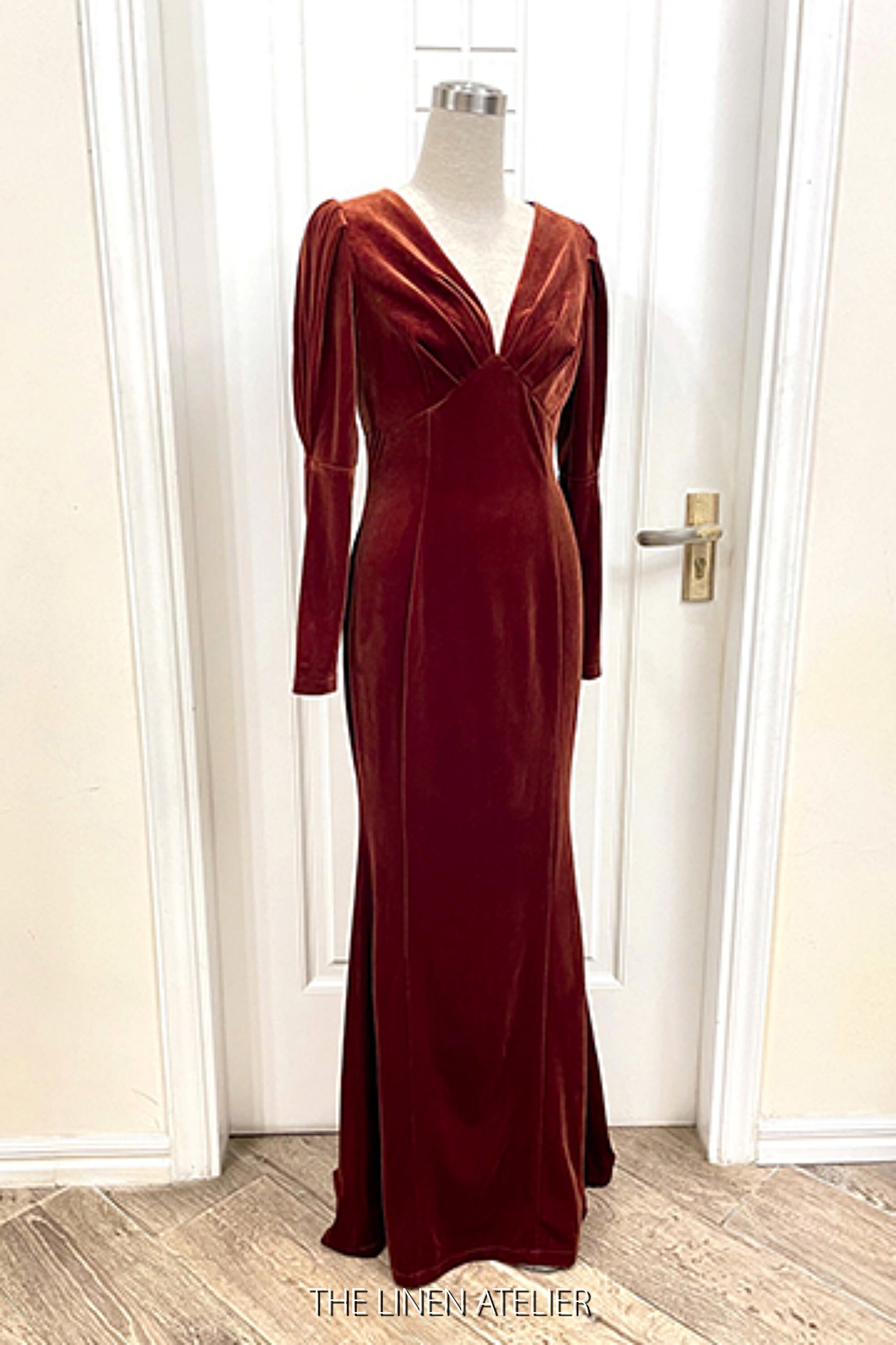 Rust Velvet Long Sleeve Gown | V-neck Bridesmaid Dress