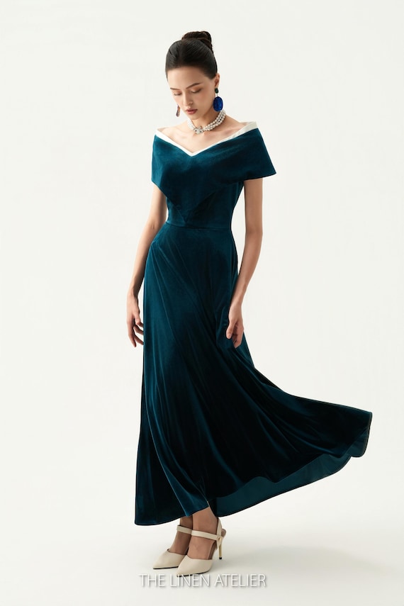 a line slit dress Dark Green Tulle A-Line One-Shoulder Long Prom Dress with Slit main image 1