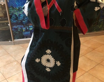Relaxed embroidered linen kaftan dress Ukrainian applique fashion kimono Ethnic abaya