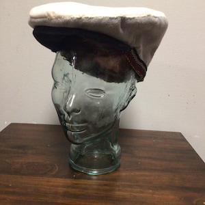 1/1 White and Grey Handmade Artisan Newsboy Cap - The Congenial Hatter
