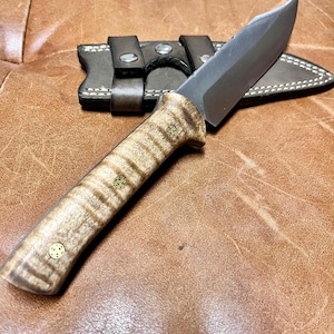 Replica del coltello di Owen Grady realizzata SU MISURA da Bezalel Collective