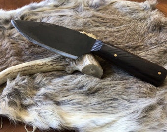 Cuchillo de Supervivencia Bezalel Collective Bush 1. Cuchillo Artesano. Históricamente exacto. Mango de madera de fresno termalizado.