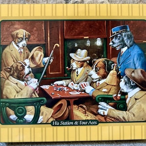 Vintage Hoyle jugando a las cartas en caso, conjunto de dos barajas, su estación y dos ases, perros jugando al póquer, cueva del hombre, regalos para él, juegos de cartas