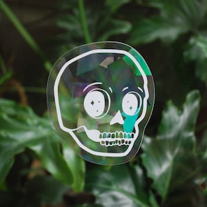 Suncatcher Sticker - Skull Sun Catcher - Spooky Rainbow Maker Decal -  Window Cling - Skeleton - Black - White - Silver - Opal - Holographic