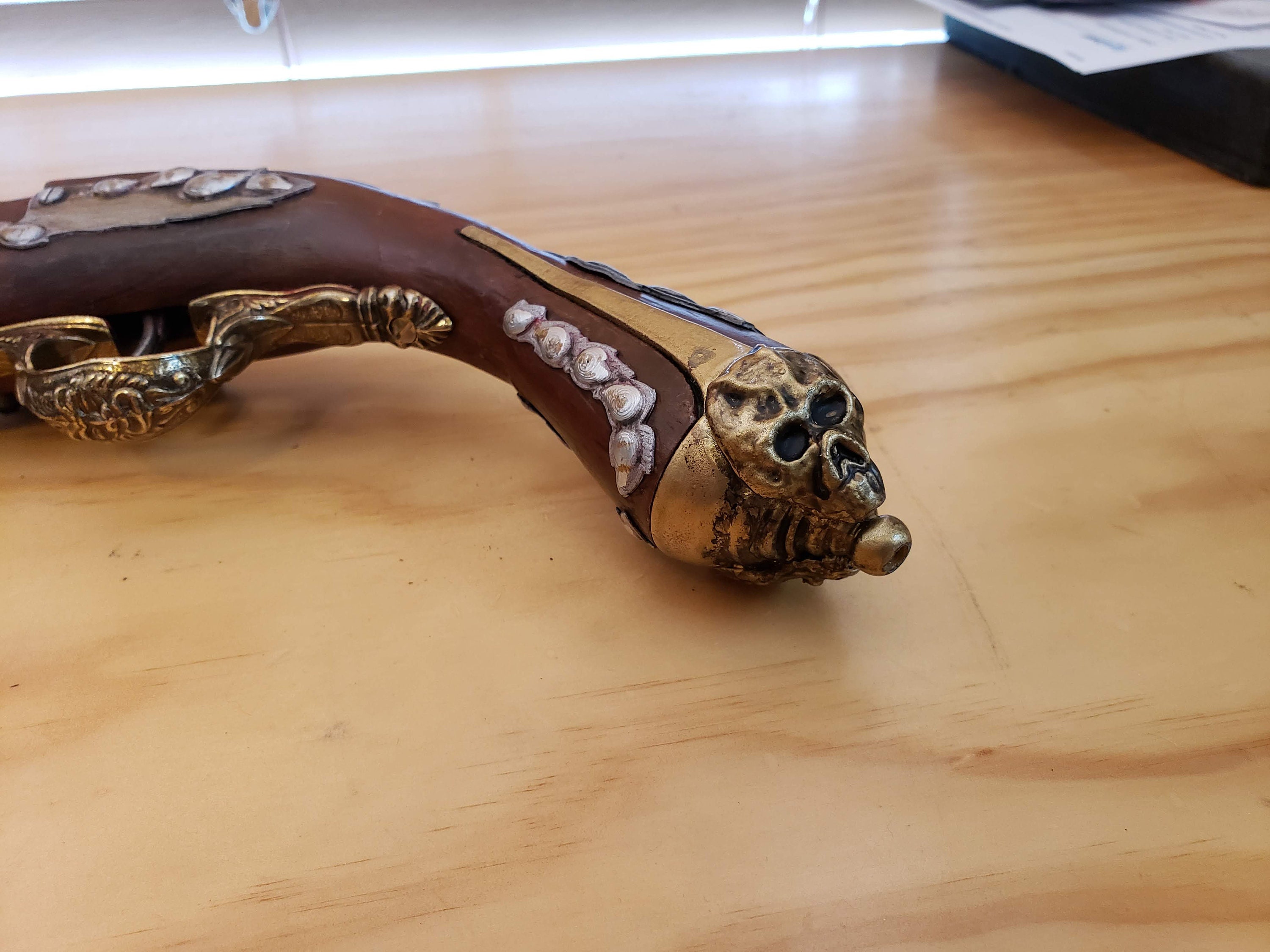 キャプテン・ヘクター・バルボッサのピストルのレプリカ - パイレーツ