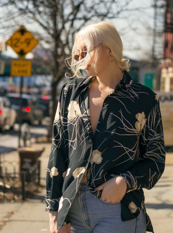 Vintage Black Floral Button Up Blouse / Vintage F… - image 1