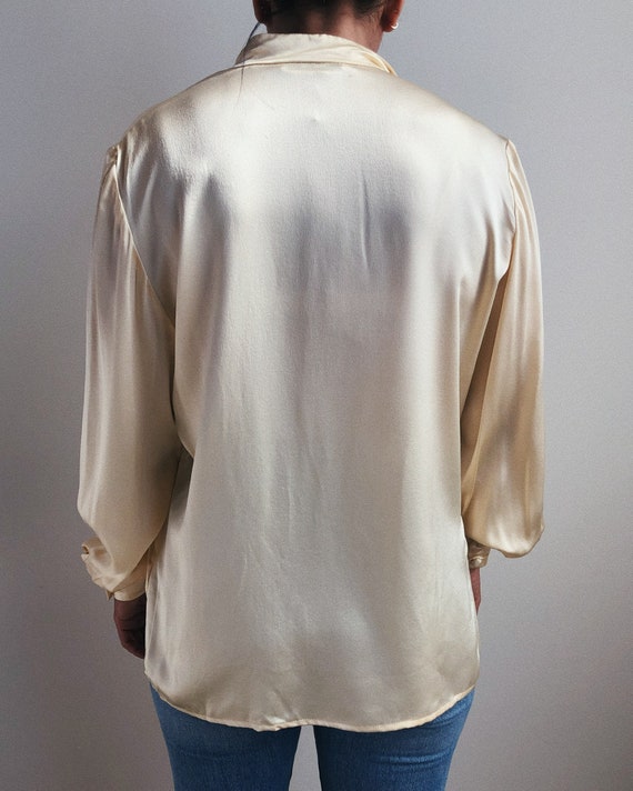 Vintage Women's Silk Blouse / Button Up Blouse / … - image 3