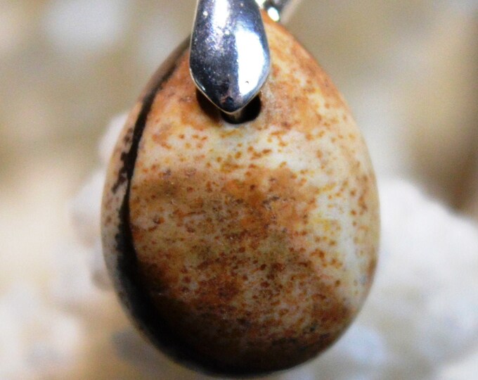 Landscape Jasper 6.1 carats - natural stone pendant - Madagascar // Ref G69