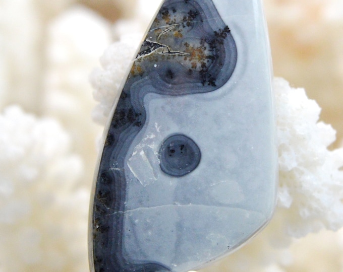 40 carat Maligano Jasper - natural stone cabochon pendant - Indonesia // REF AL87