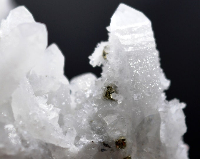 Pyrite quartz - 99 grams - Krushev dol deposit, Krushev dol mine, Madan ore field, Smolyan Province, Bulgaria