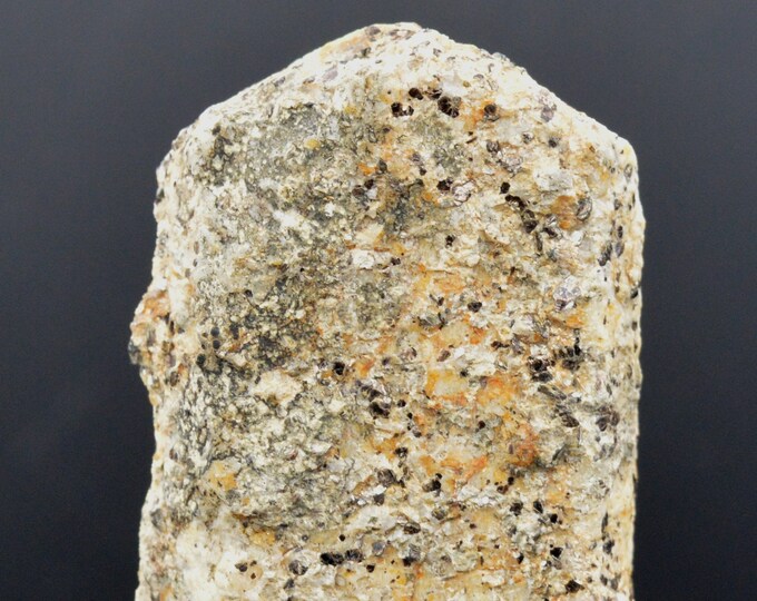 Microcline - 58 grams - Rostrenen, Guingamp, Côtes-d'Armor, Brittany, France