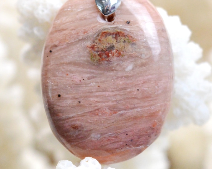 26 carat pink chalcedony - natural stone cabochon pendant - Australia // REF AR63