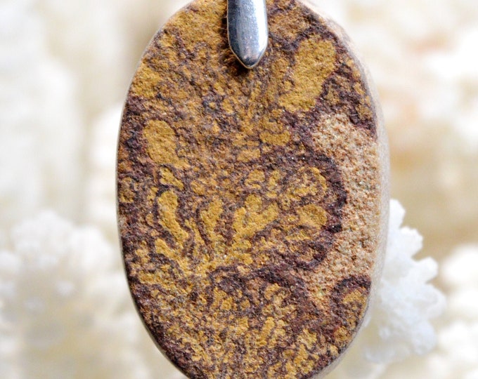 65 carat manganese dendrites - natural stone cabochon pendant - Germany // BO2