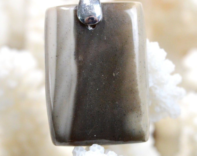 38-carat Zebra Jasper - Natural Stone Cabochon Pendant - Mexico // REF AB90