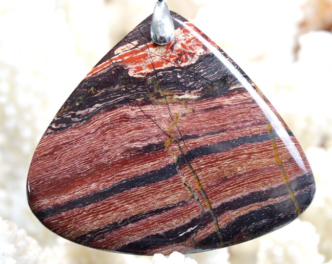 Red Snake Skin Jasper 113 carats - natural stone cabochon pendant - Australia // Ref AB55
