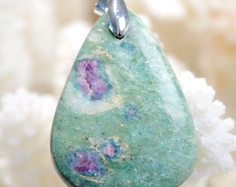 Norway BQ18 cabochon pendant natural stone Thulite 49 carats