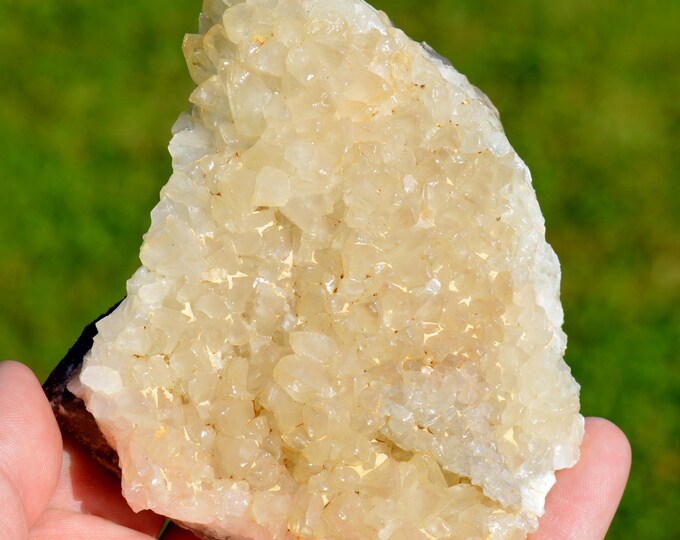 Calcite 435 grams - Limestone quarry, Limont-Fontaine, Maubeuge, Avesnes-sur-Helpe, Nord, Hauts-de-France, France