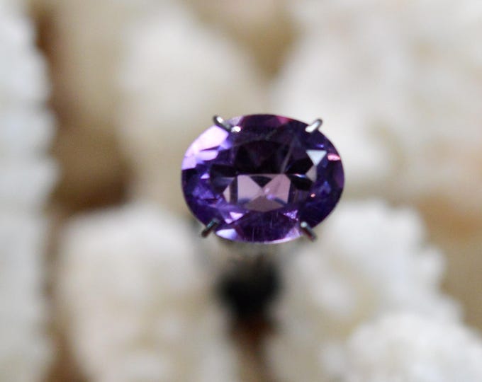 Quartz var. Amethyst 2.4 carats - Brazil
