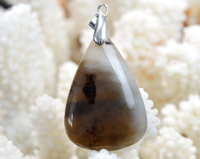 54 carat agate - natural stone cabochon pendant - Brazil // DS36