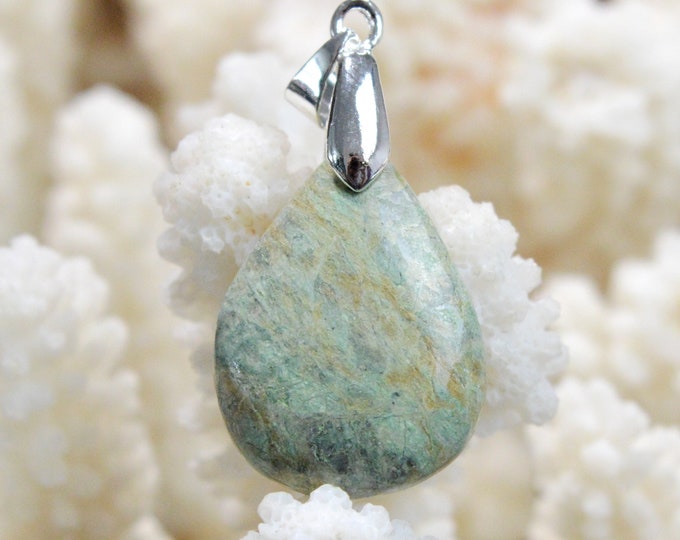 Turquoise 26 carats - pendentif cabochon pierre naturelle - Madagascar // DM53