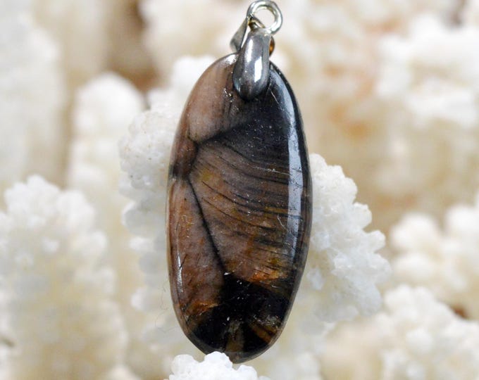 Chiastolite 25 carats - natural stone cabochon pendant - USA / GB89
