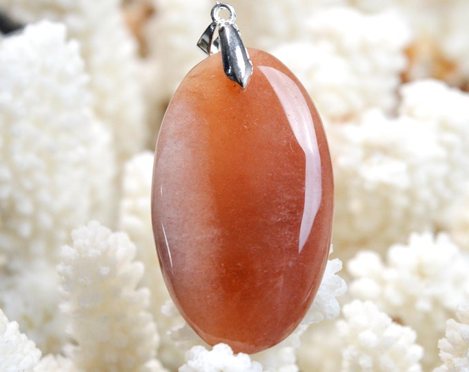 58 carat red aventurine - natural stone cabochon pendant - Canada / EG21
